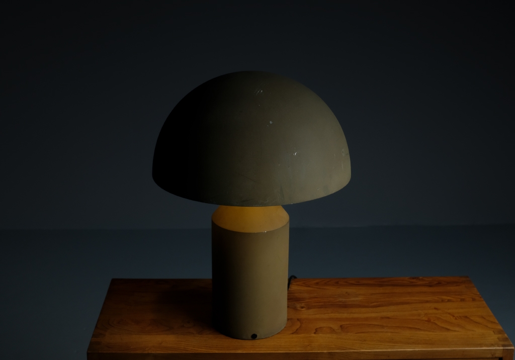 Lampe de table Atollo : lampe vue du dessus, détail sur l'abat-jour